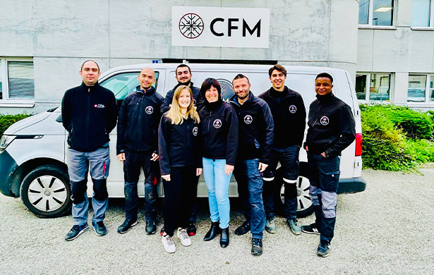 equipe-sav-techniciens-et-bureaux