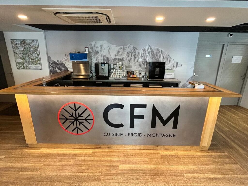 ACCUEIL BAR AGENCE ANNECY CFM