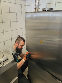 maintenance-four